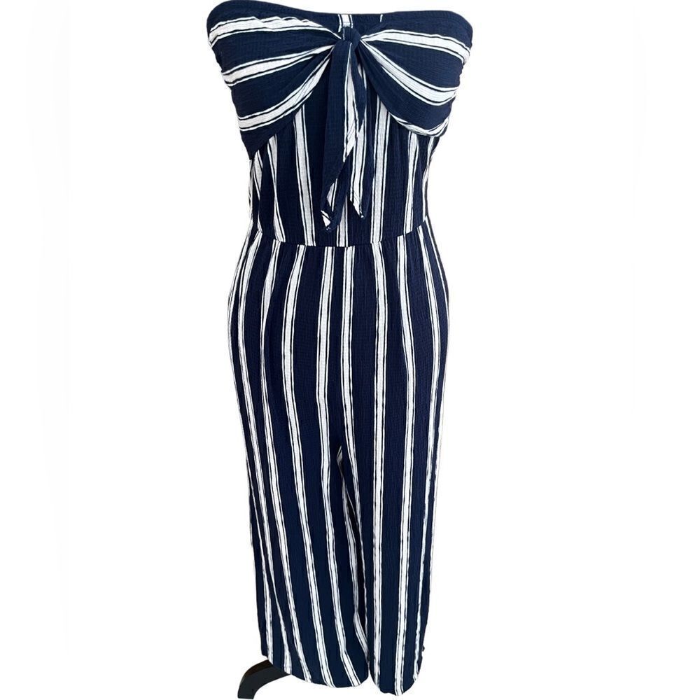 Love Tree navy/blush strapless tie front jumpsuit size S